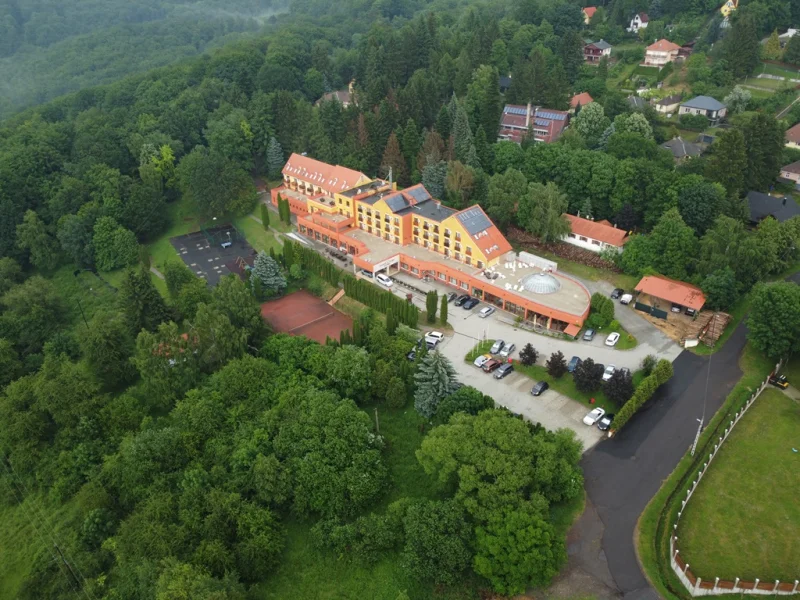 Hotel Narád & Park — Kedvezményes Szobaár Félpanzióval