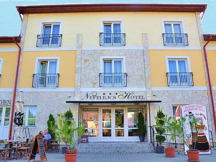 Nefelejcs Családias Hotel