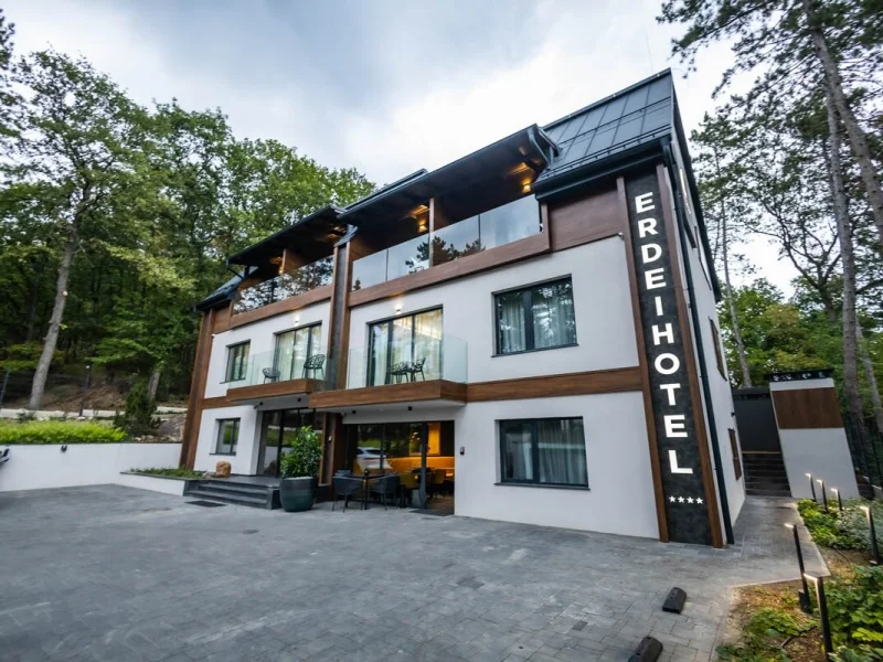 4 Évszak Erdeihotel