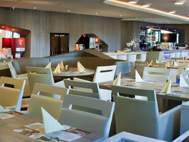 Hotel Pagony — Legjobb Ár